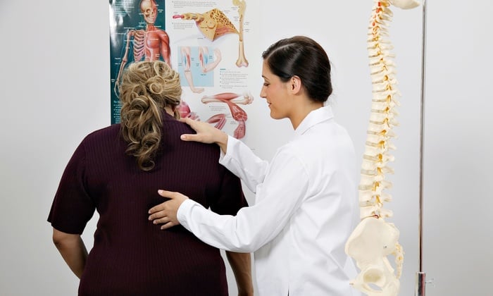 Chiropractor Offers Free Consultation
